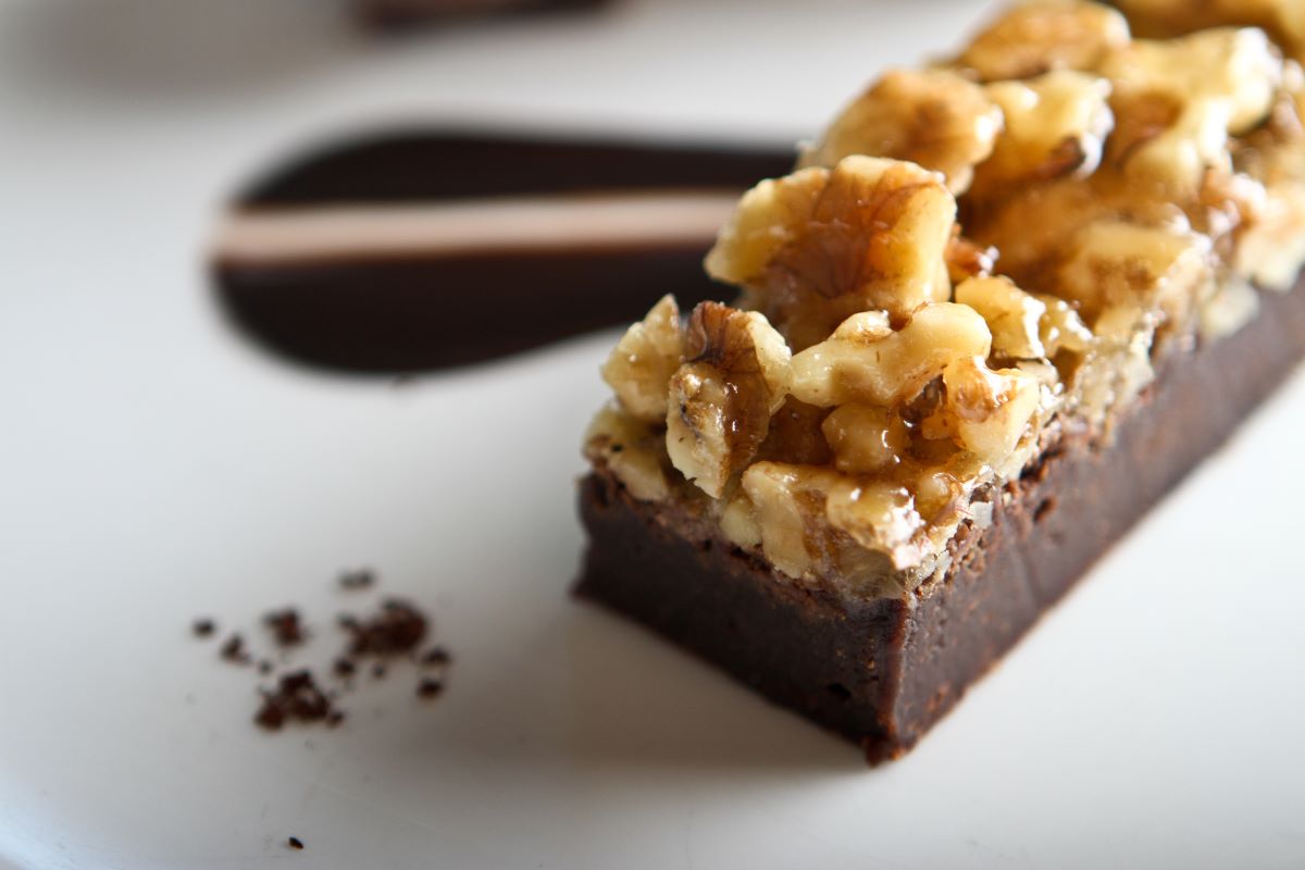 a close up of a brownie