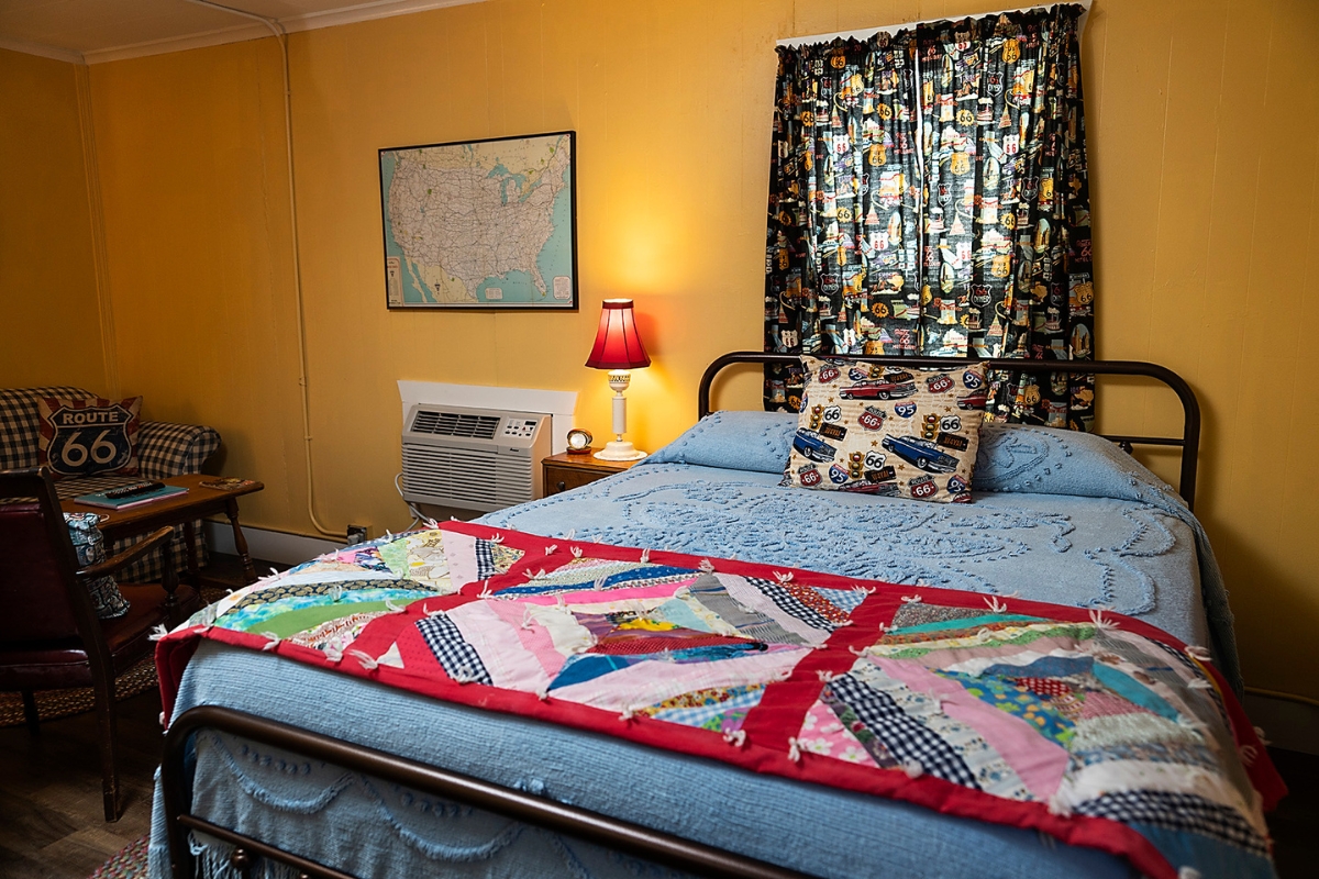 1200x800_rockwood_motor_court_gallery_route_66_room_7_high 690a5d59cc193