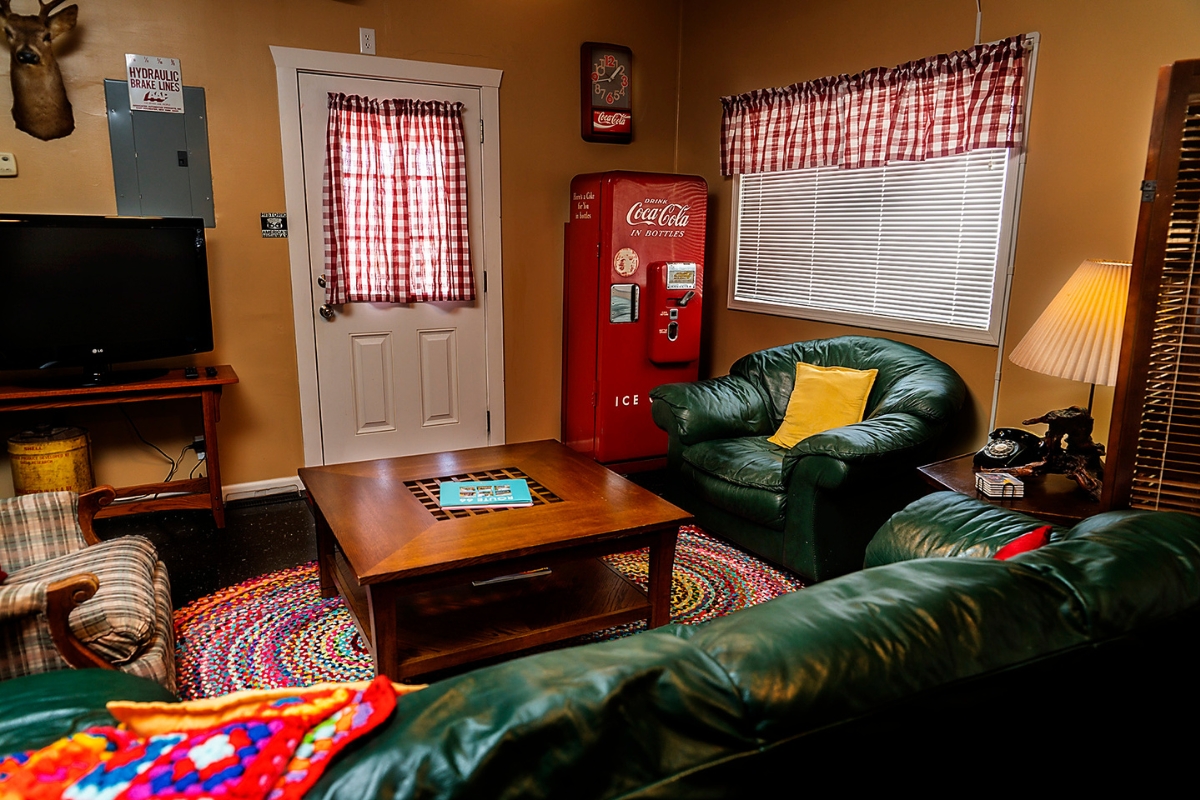 1200x800_rockwood_motor_court_gallery_shell_studio_2_high 690a5b2da75e2