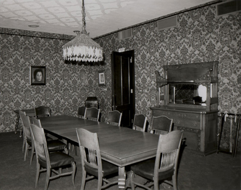 1960s_parlor_high 61699747ccb6d