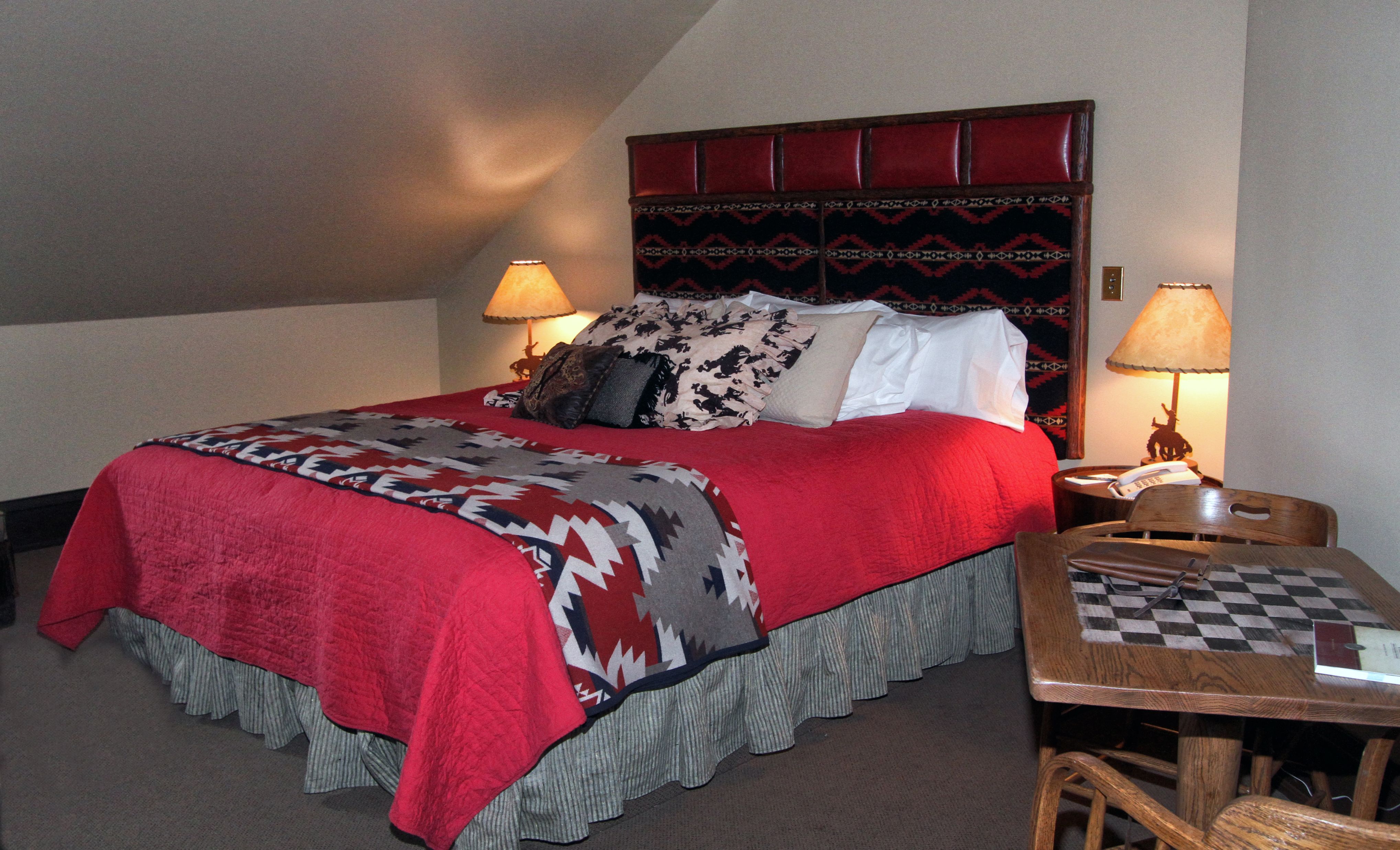 image of broncho billy room sheridan inn wyoming_high