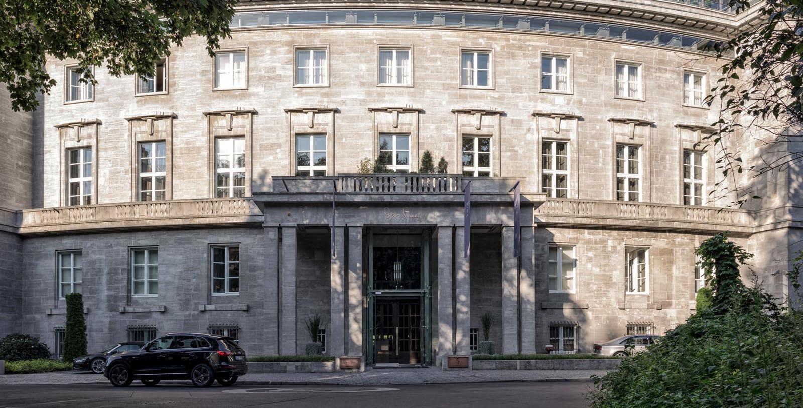 a building with a curved roof