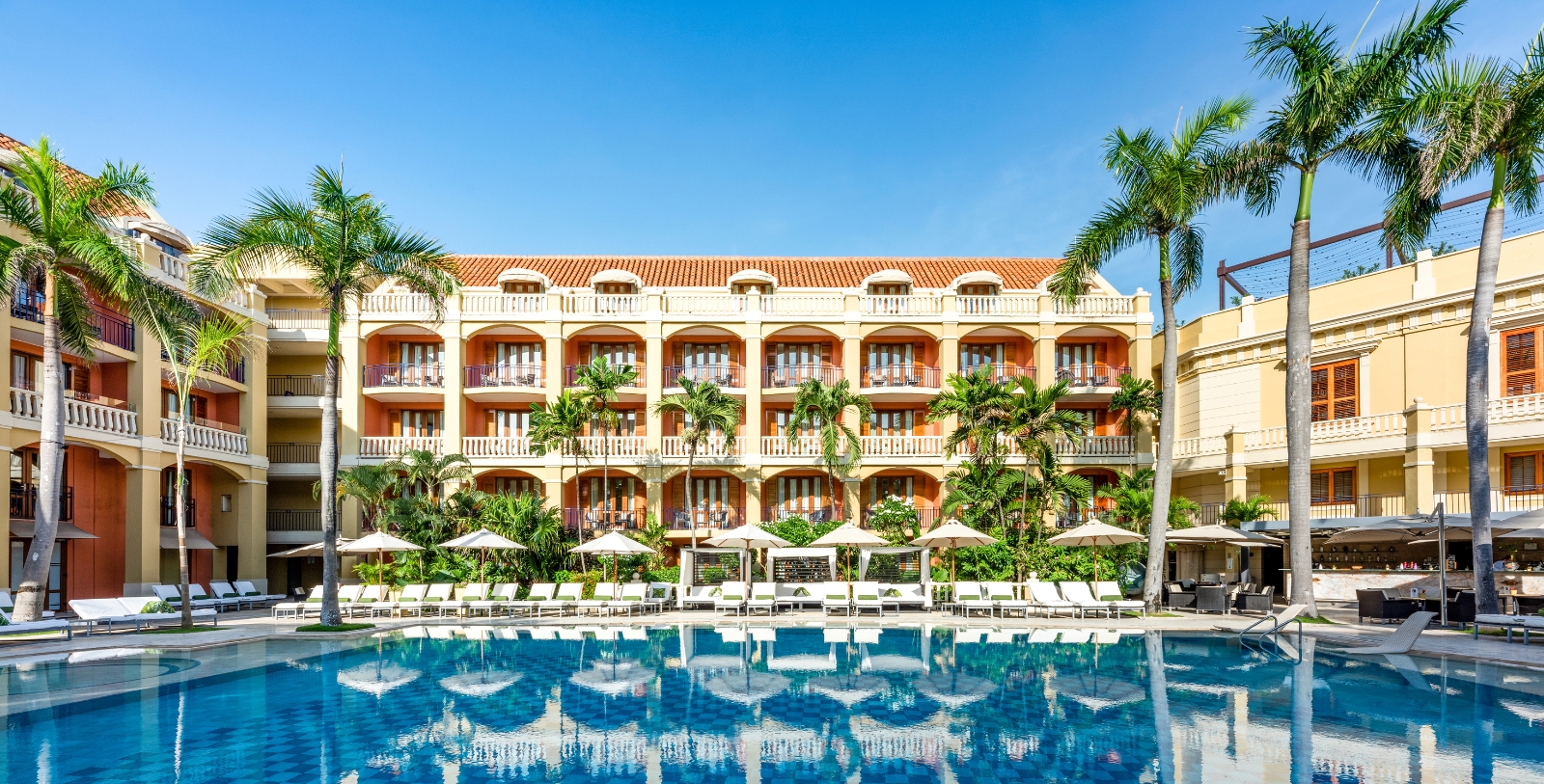 1600x813_sofitel_legend_santa_clara_cartagena_gallery_mhs_pool