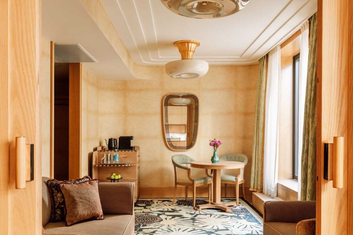 a room with a table and chairs