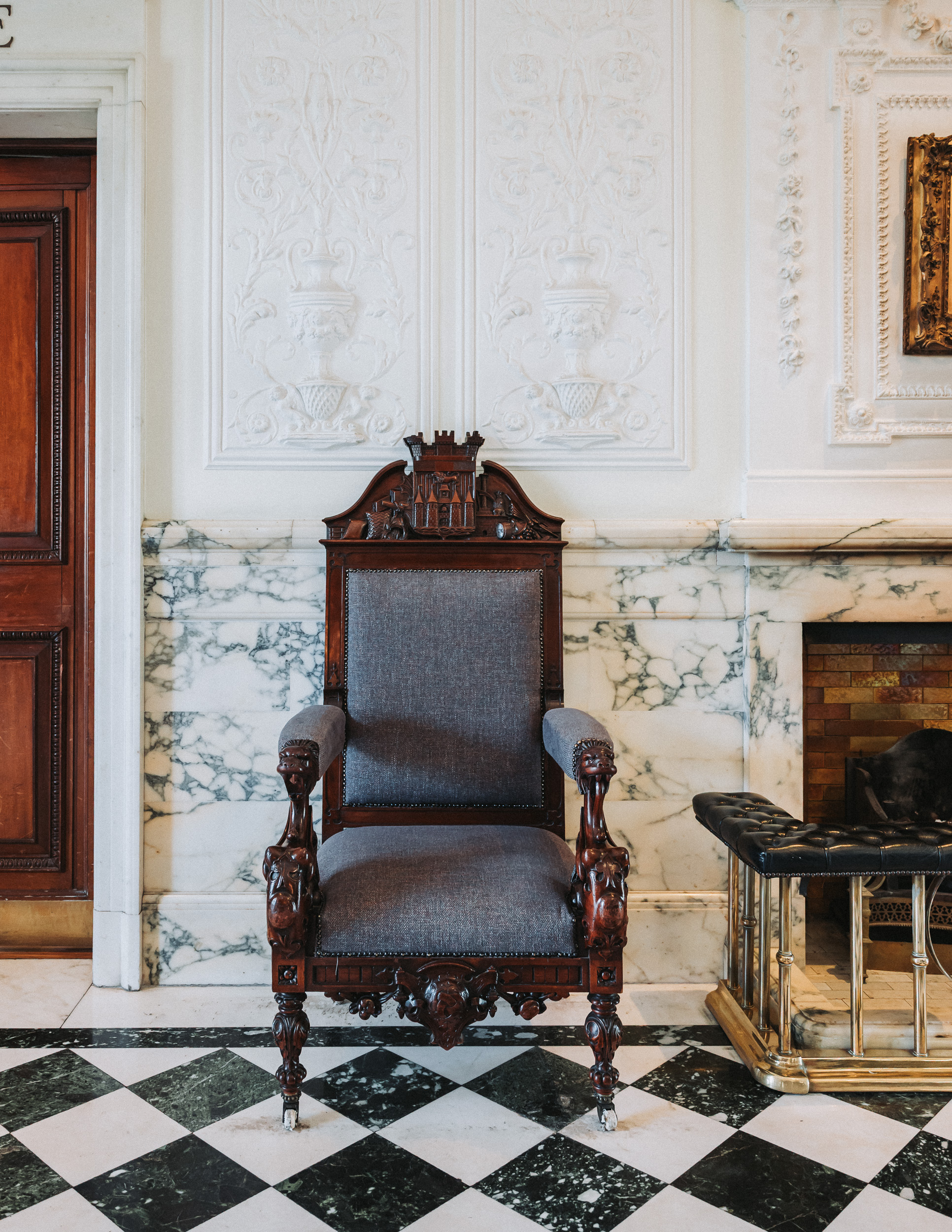 a chair in a room