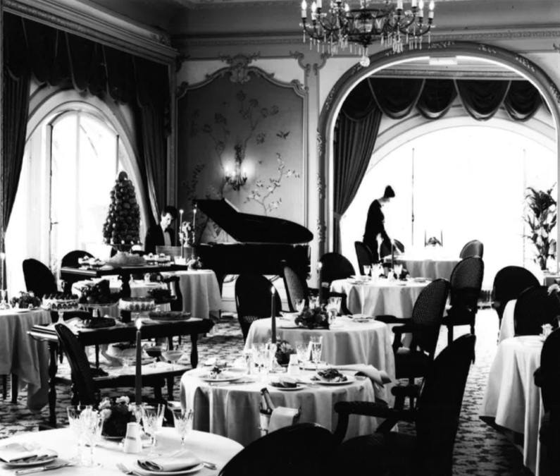 a room with tables and chairs
