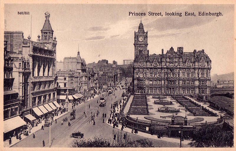 a black and white photo of a city