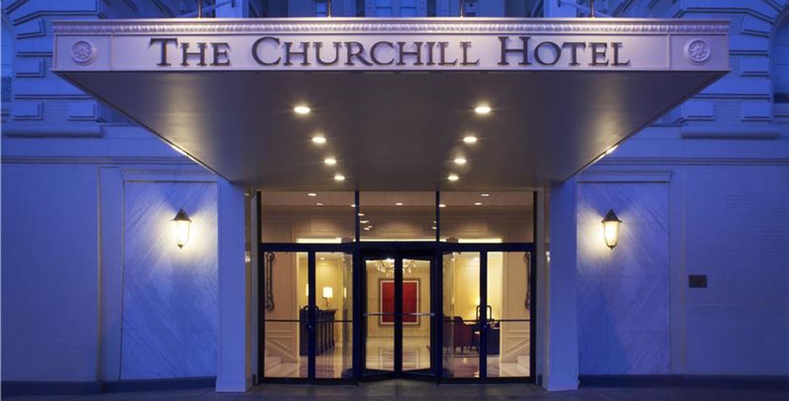 a front entrance of a hotel