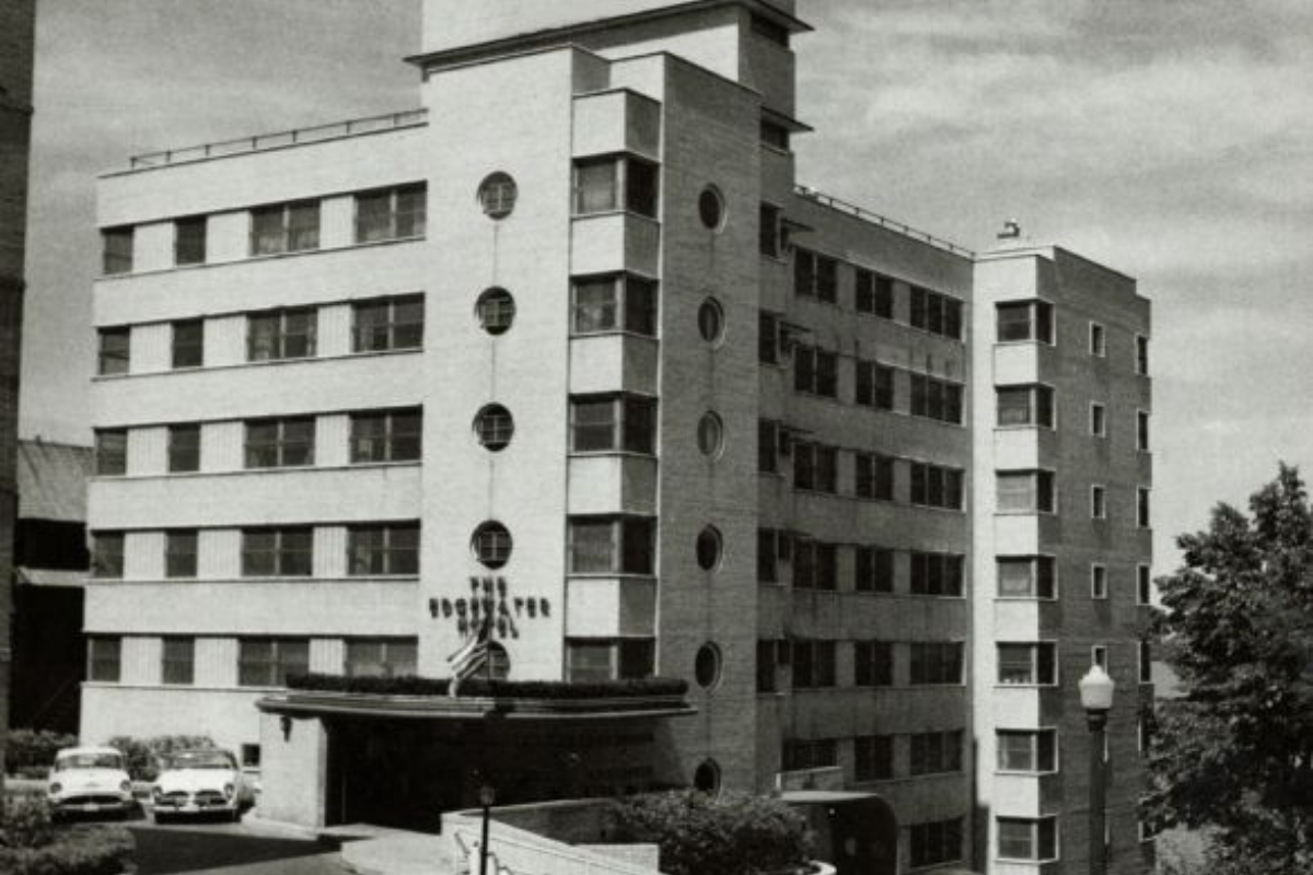 a building with many windows