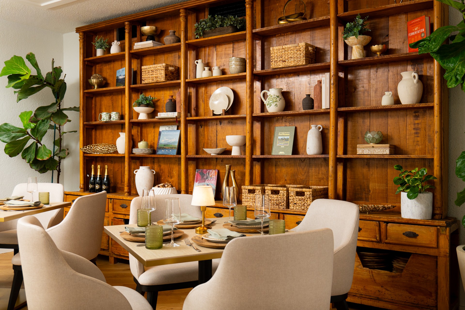 a room with a table and chairs