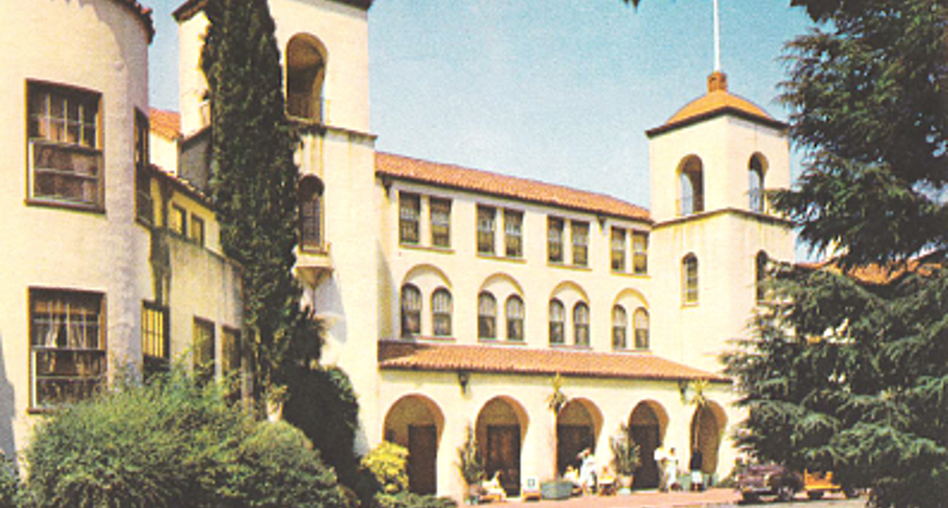 a building with many arched windows