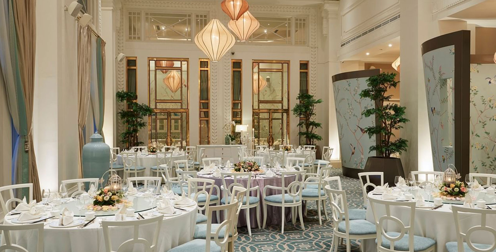 a room with tables and chairs