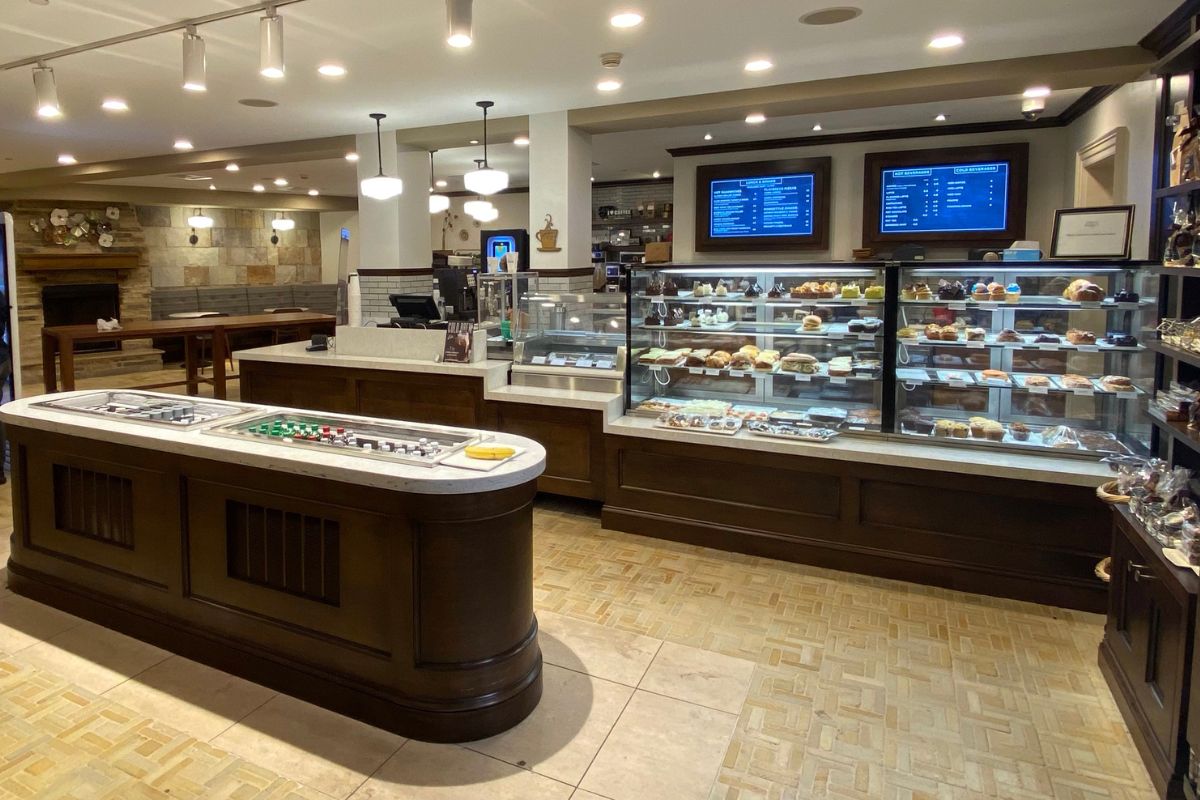 a food display in a restaurant