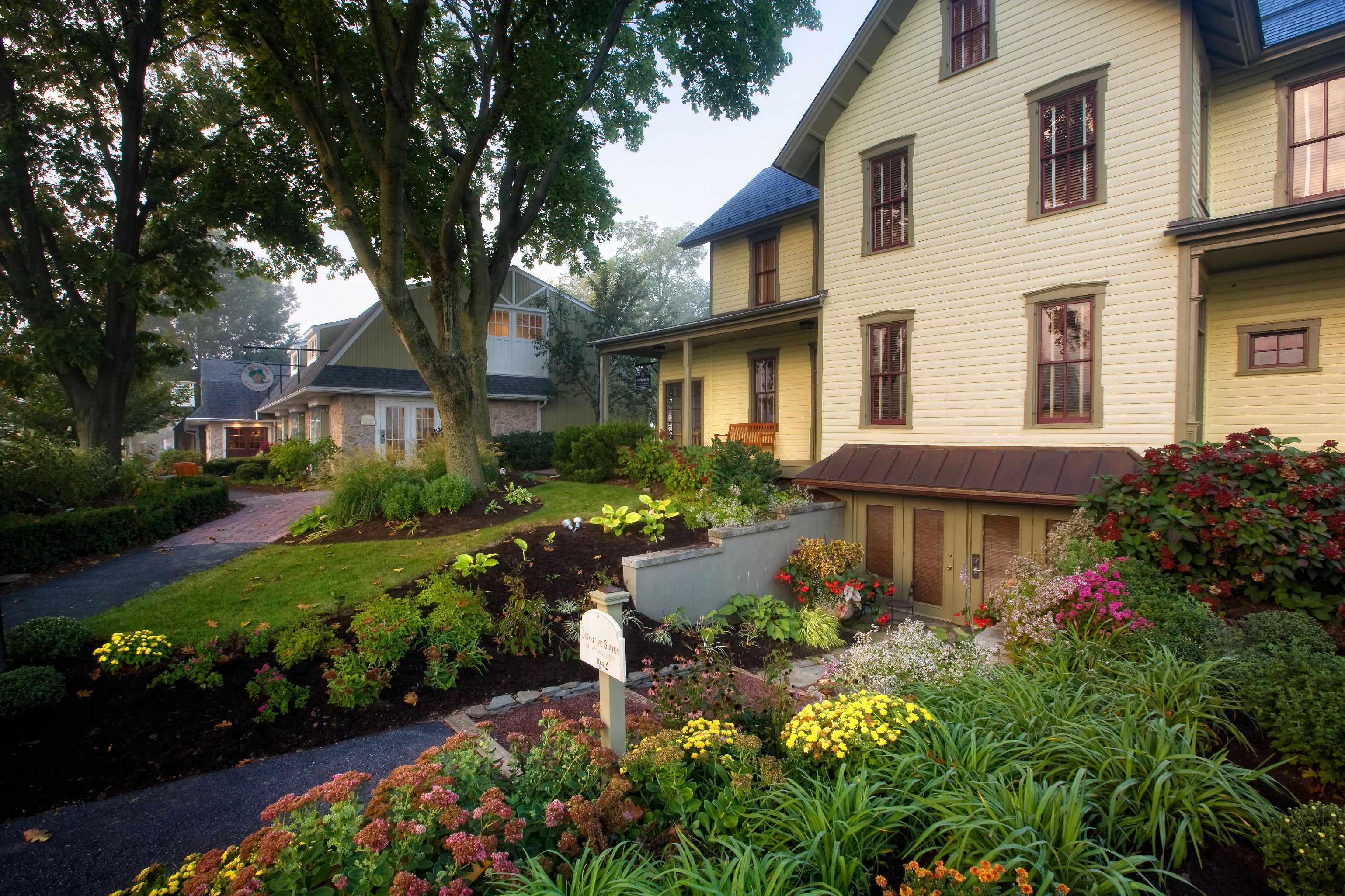 image of exterior with garden inn at leola village est_ 1867 pennsylvania_high