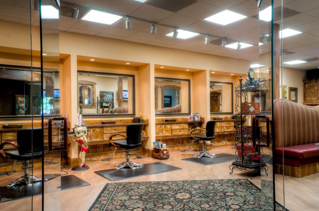image of salon interior inn at leola village est_ 1867 pennsylvania_high