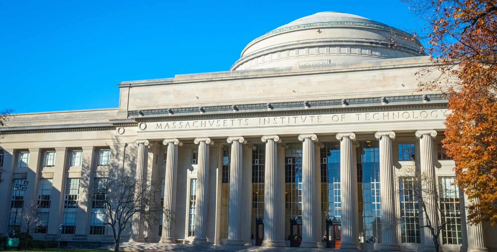 a building with columns and a dome