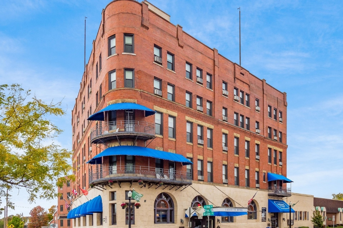 1200x800_lafayette_hotel_gallery_11_high 69d95d16a1c7f