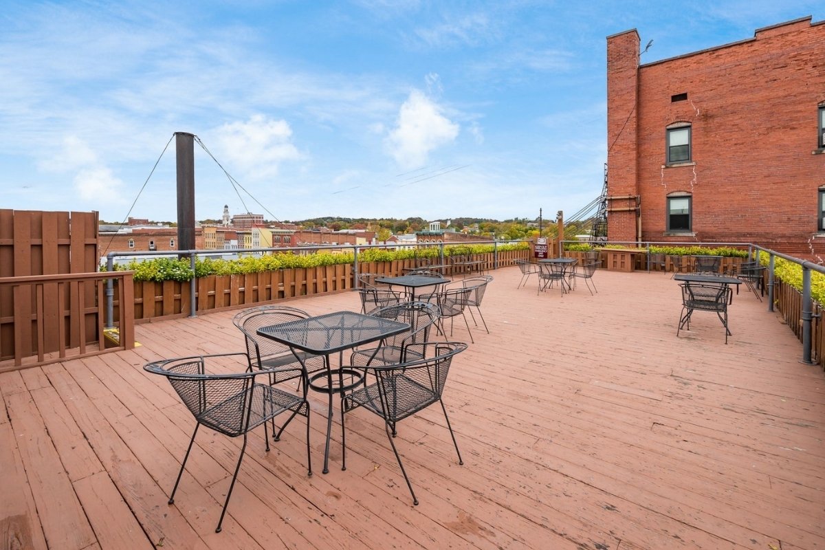 roof_deck_1200x800_lafayette_hotel_gallery_2_high 69d9626c8ff10
