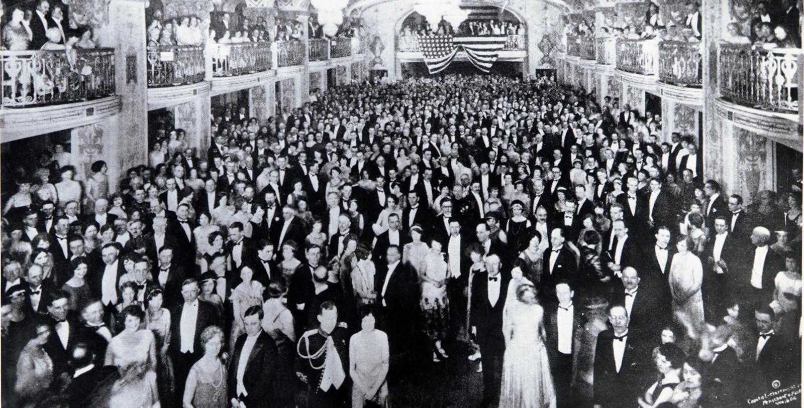 a large group of people in a room