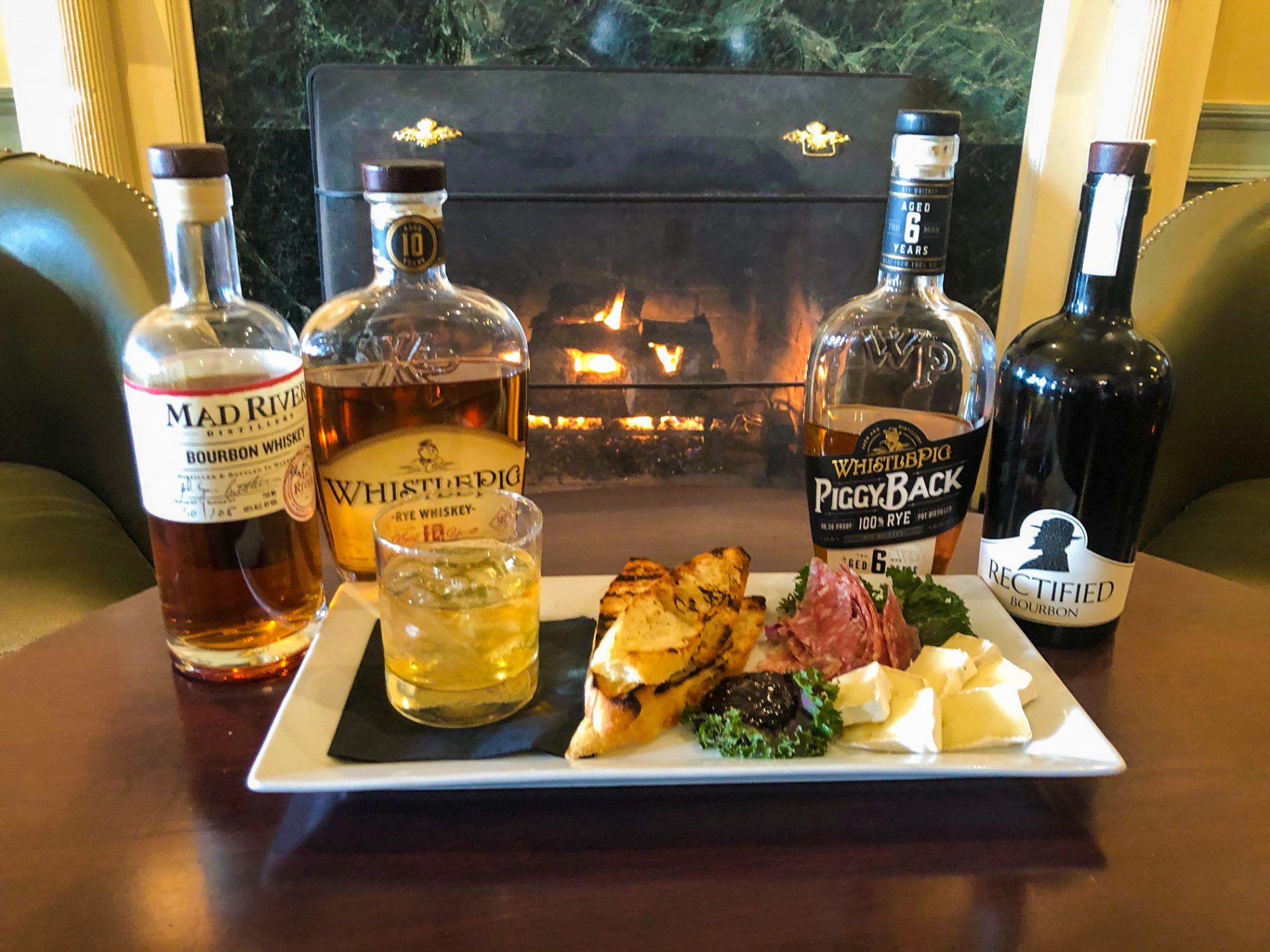 1920x1440_cocktails_and_charcuterie_high 60ccbabc11ee9