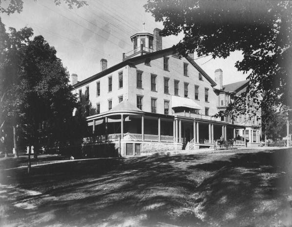 historical image of exterior front entrance the middlebury inn vermont_high