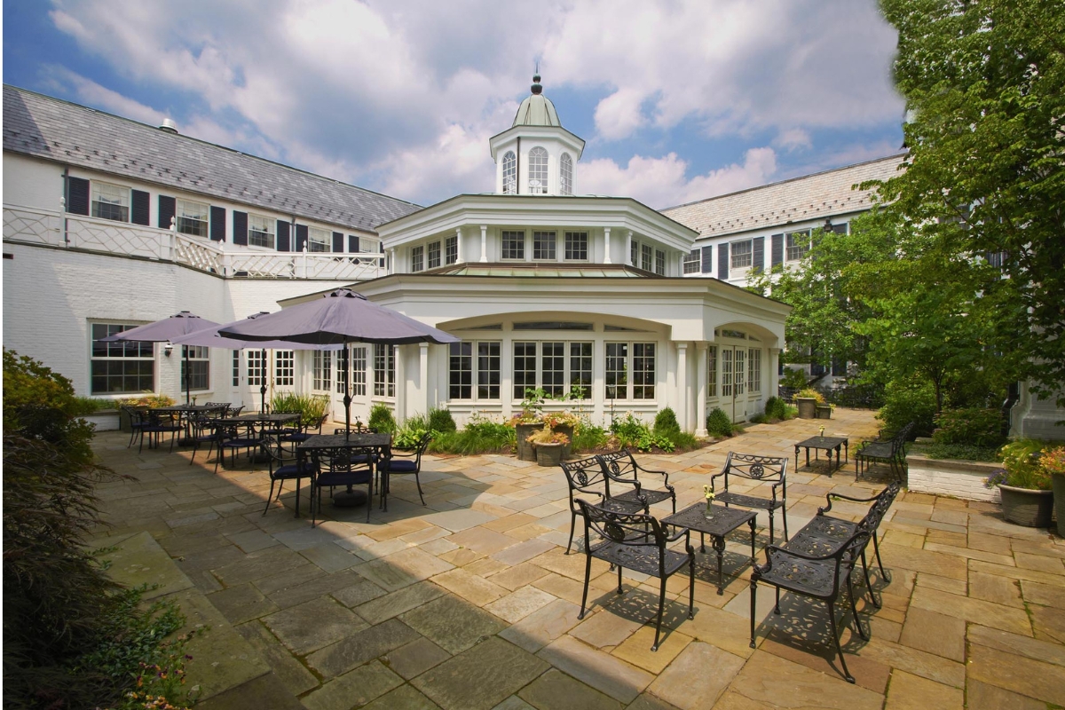 patio_exterior_high 68129189d6dc1