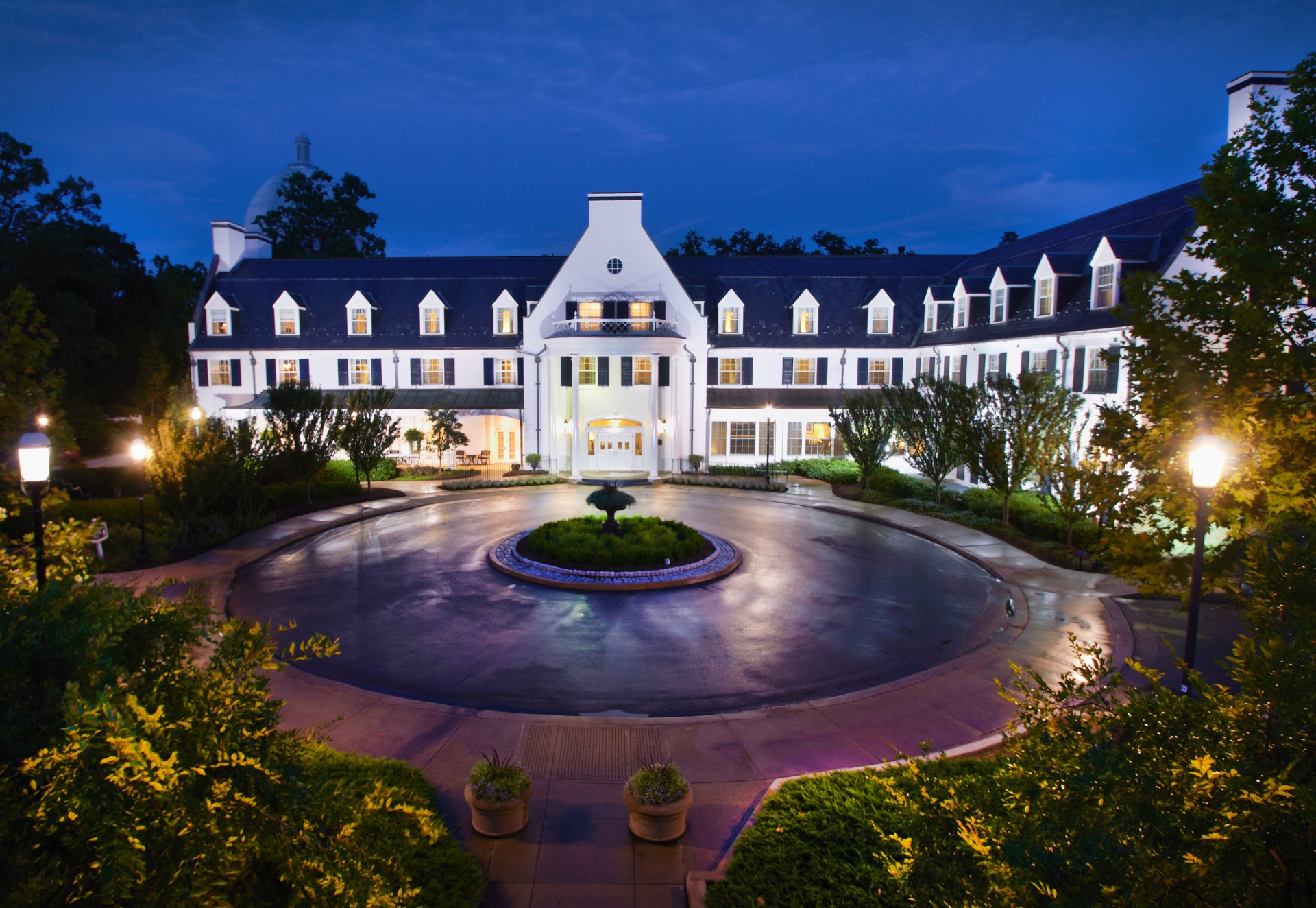 the nittany lion inn exterior l