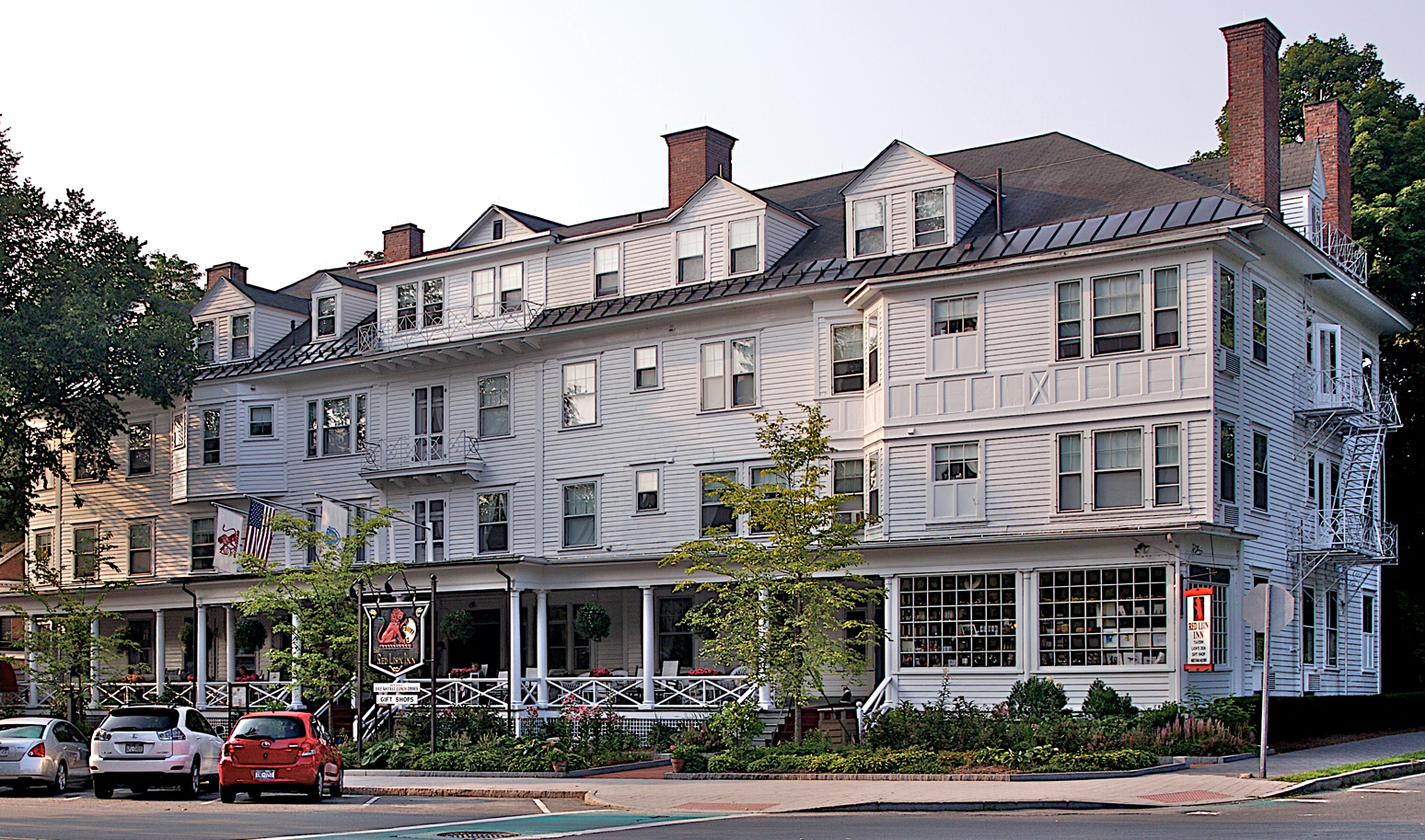 a large building with a parking lot