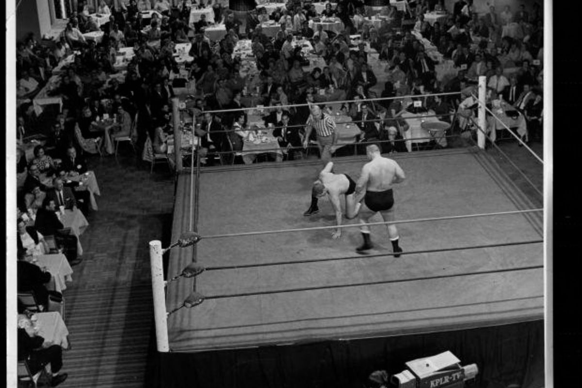 a wrestling match between two men