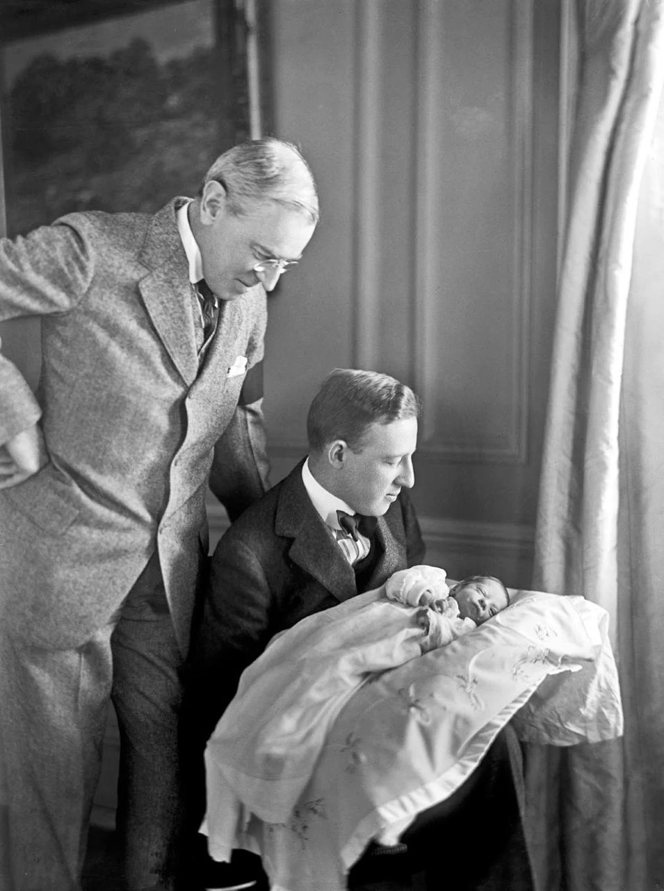 historic_image_image_of_president_woodrow_wilson_with_francis_sayre_holding_baby_the_sayre_mansion_bethlehem_pennsylvania_high 5f7cab944acbc