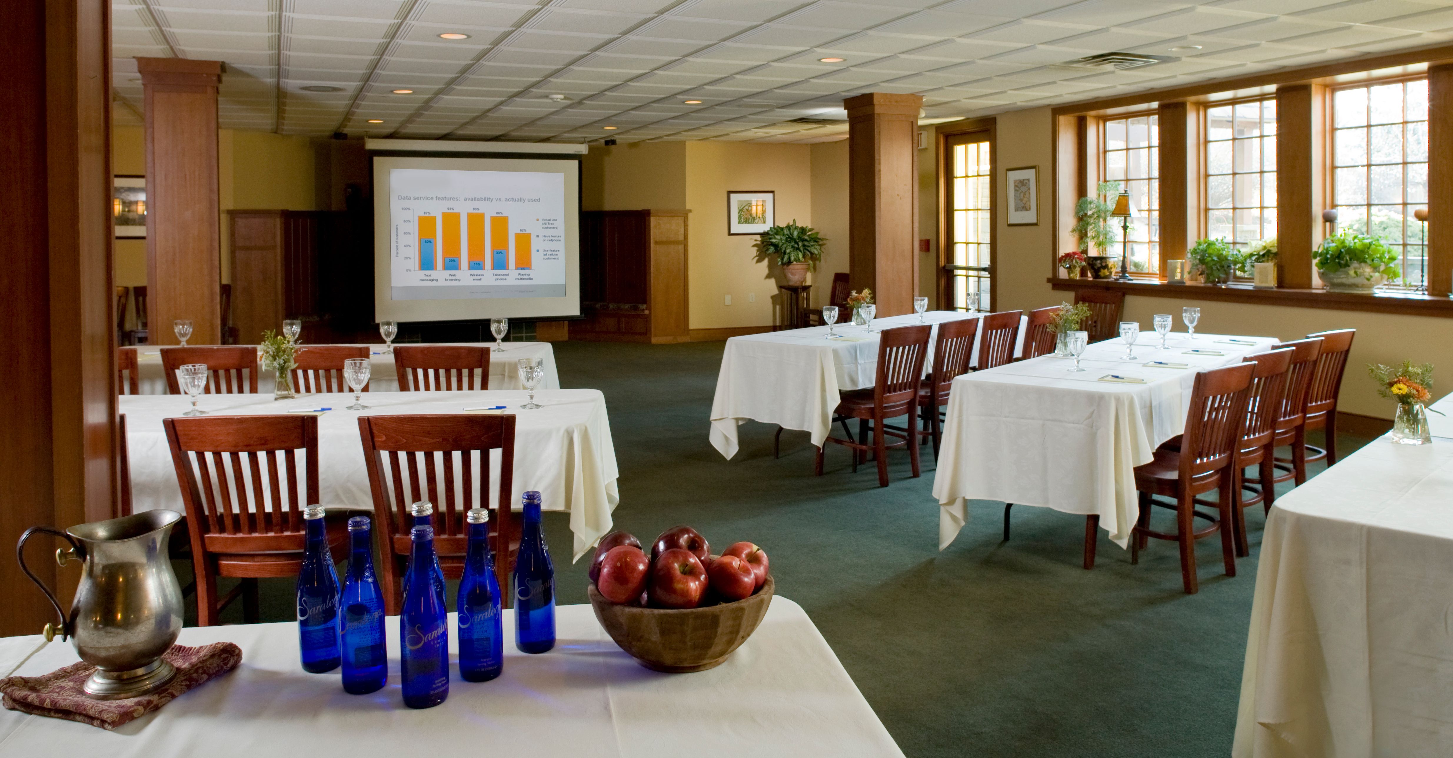 image_of_meeting_room_the_settlers_inn_at_bingham_park_hawley_pennsylvania_high 5f7e0bd124f92