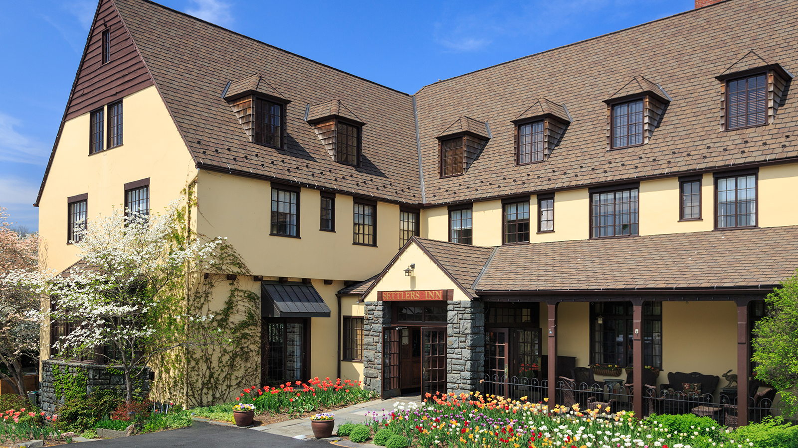 settlersinn facade 14