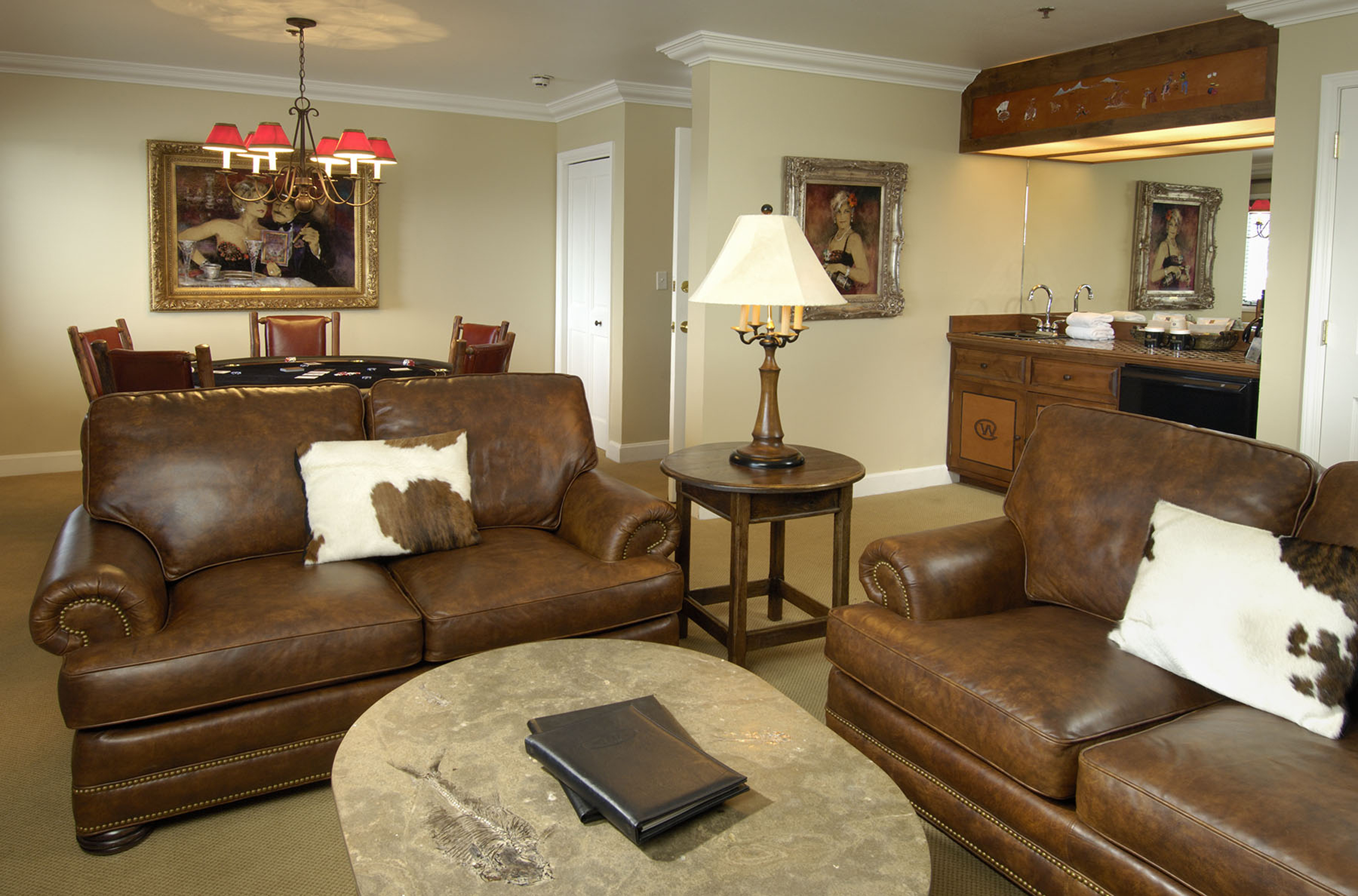 image of silver dollar suite the wort hotel jackson wyoming_high