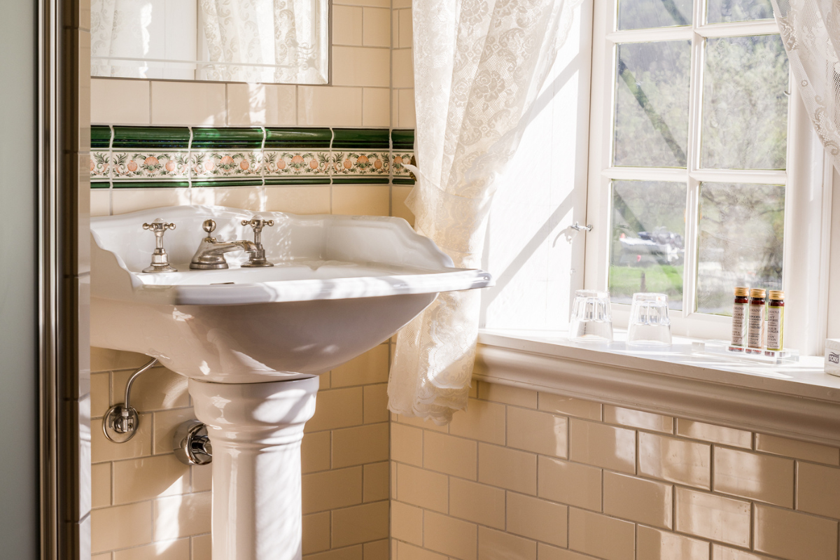 a sink in a bathroom