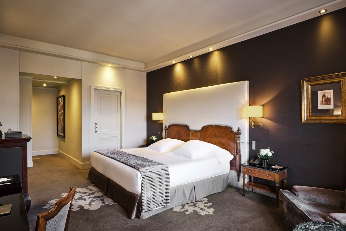 a bed in a room