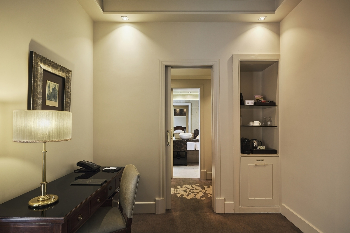 a room with a desk and a chair