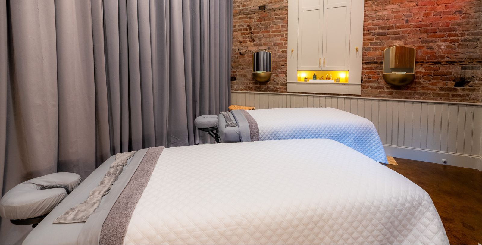 two beds in a room